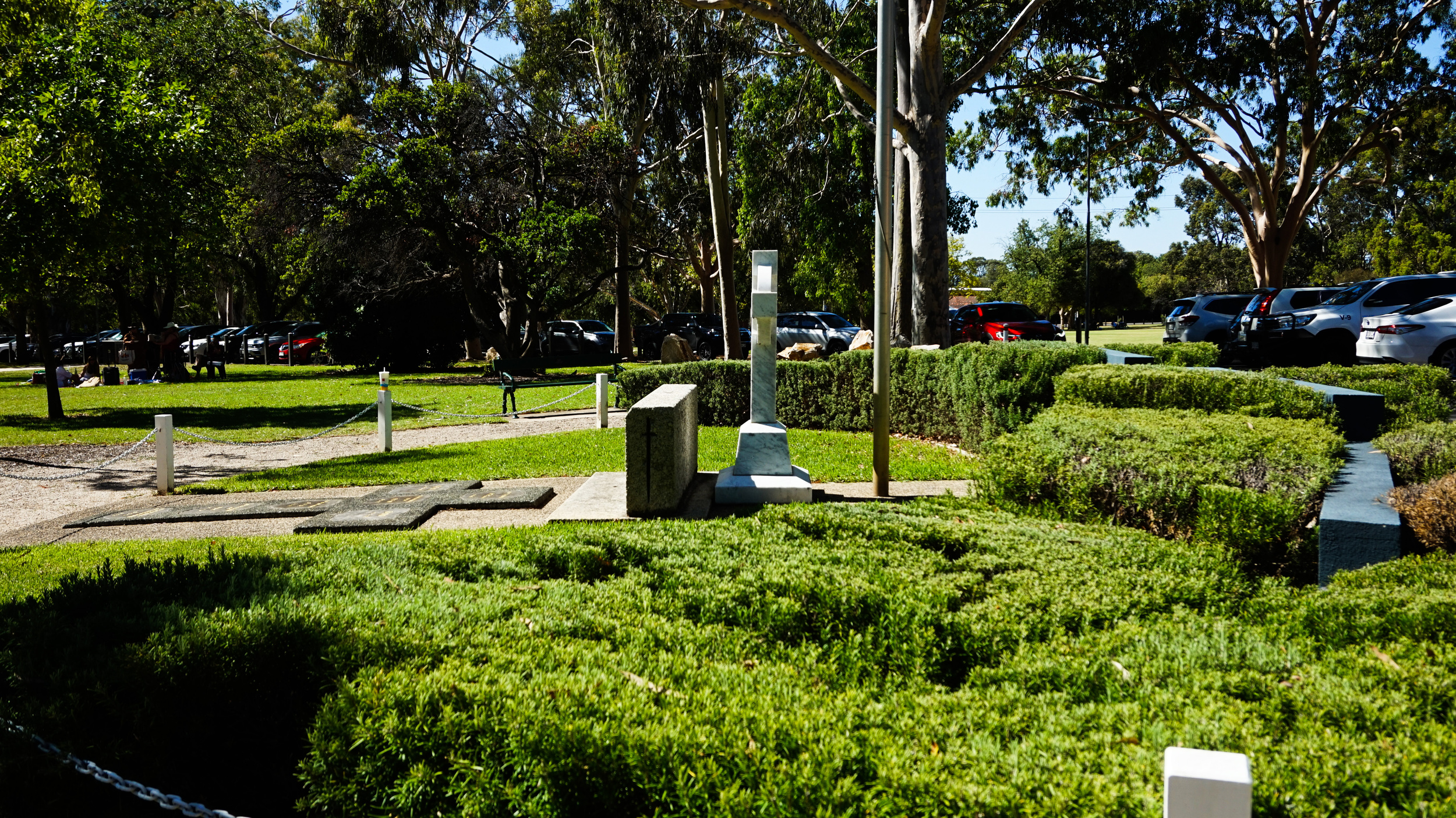 WM Kensington Gardens SA 13