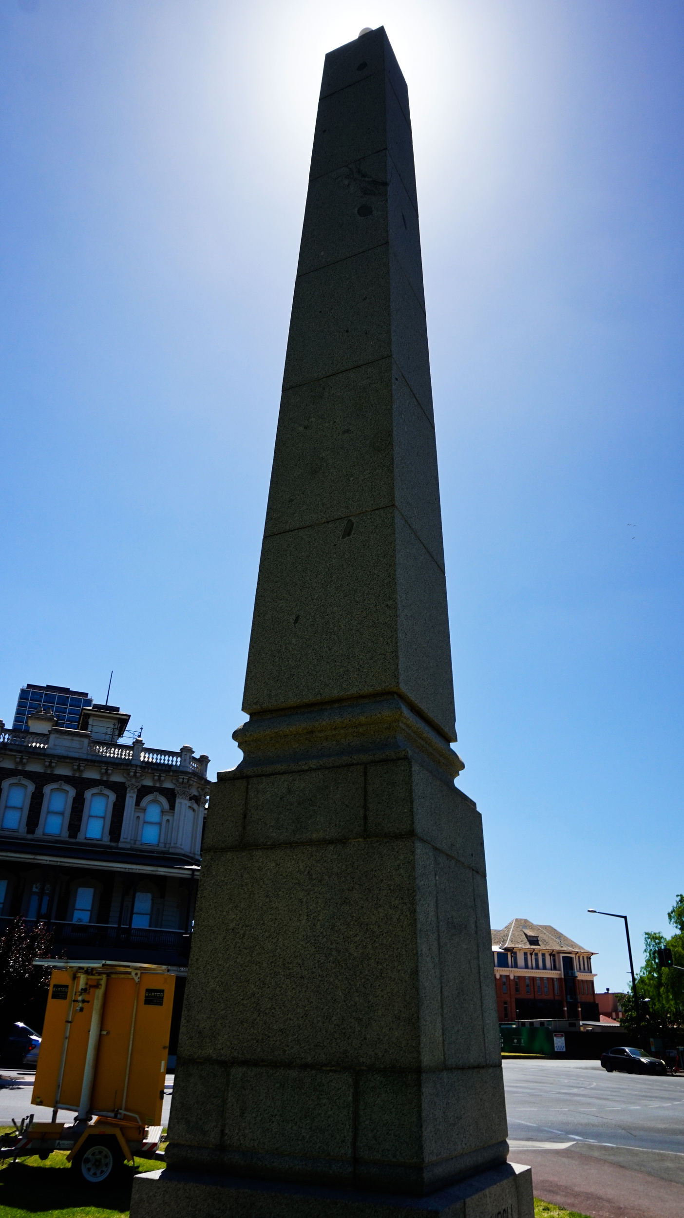 WM Light Horse SA 24