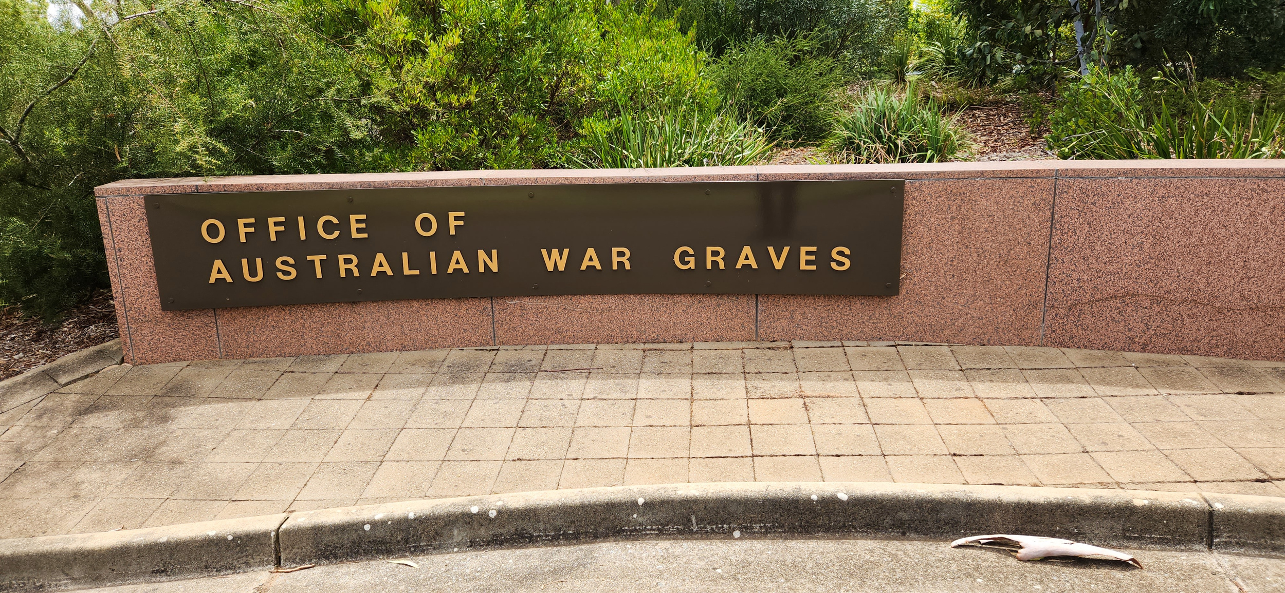 Wm Garden Of Remembrance Sa 08