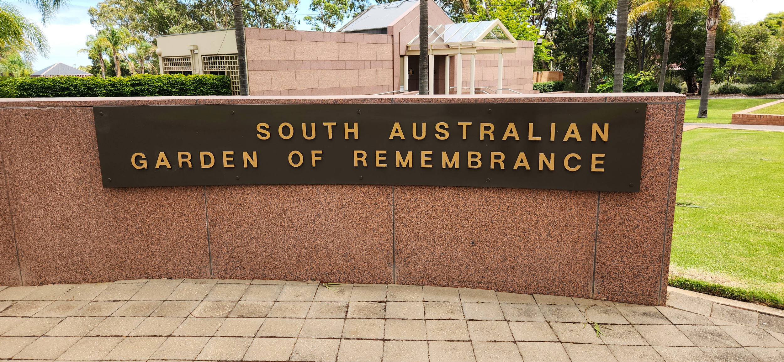 Wm Garden Of Remembrance Sa 09