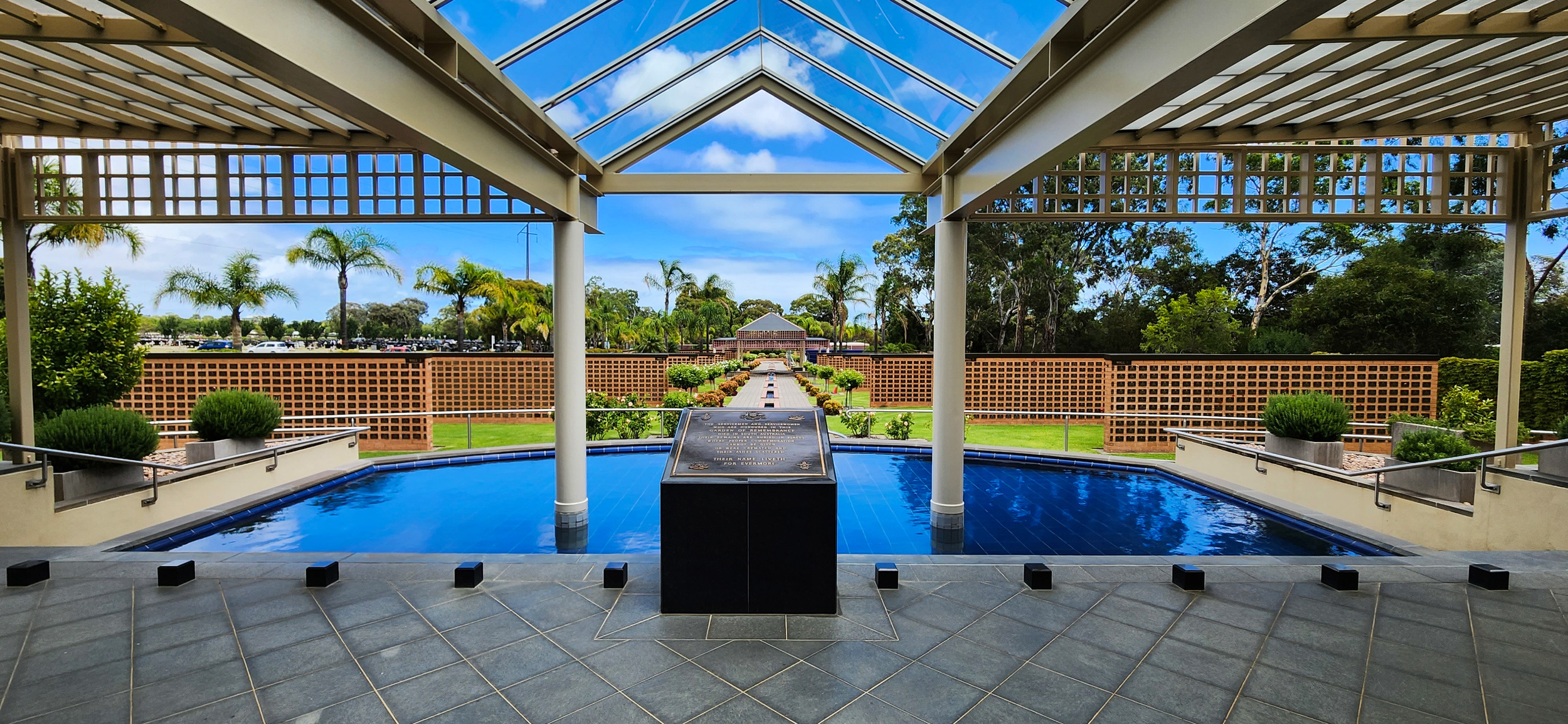 Wm Garden Of Remembrance Sa 16